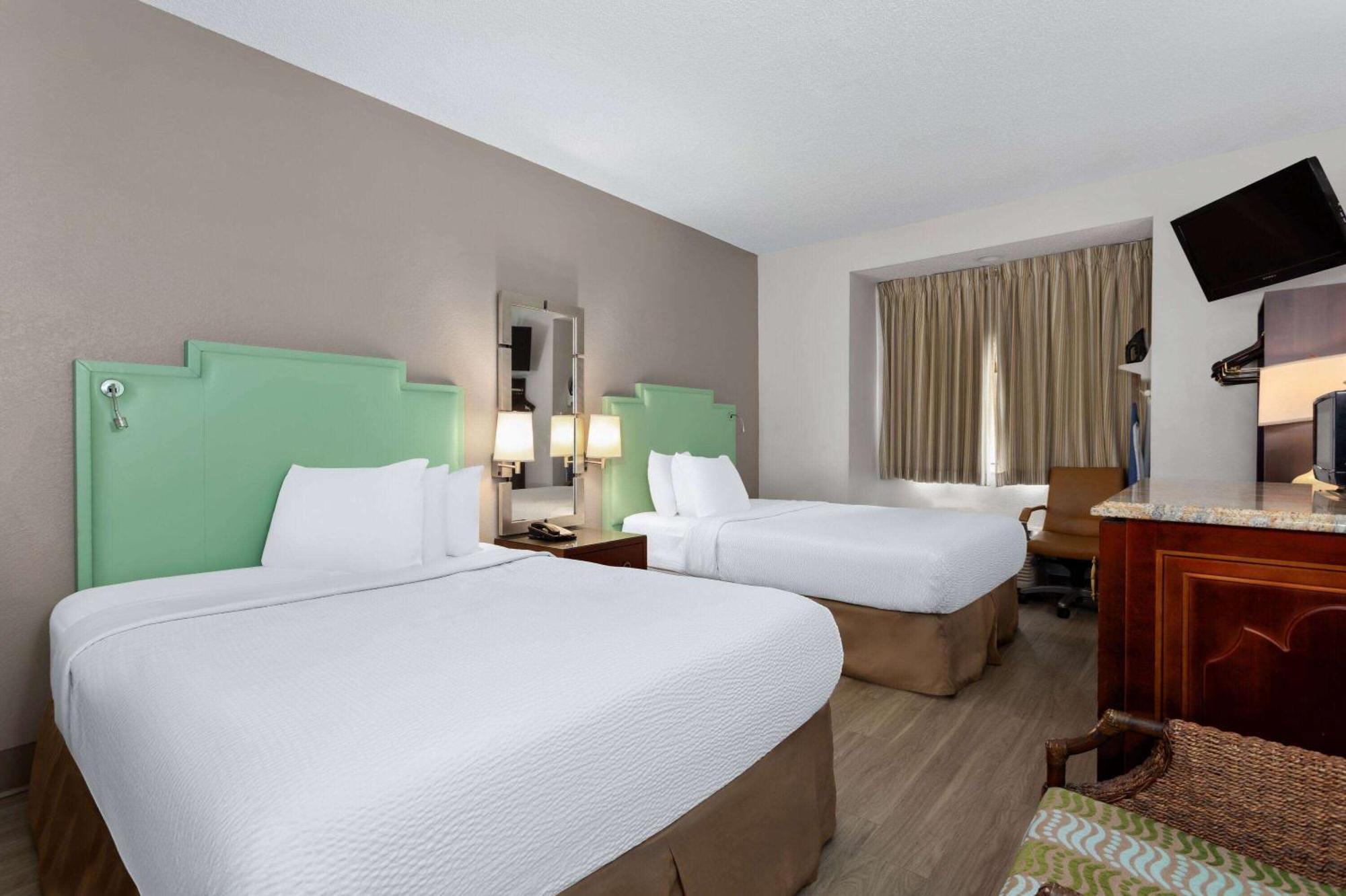 Baymont By Wyndham Orlando-International Dr-Universal Blvd エクステリア 写真
